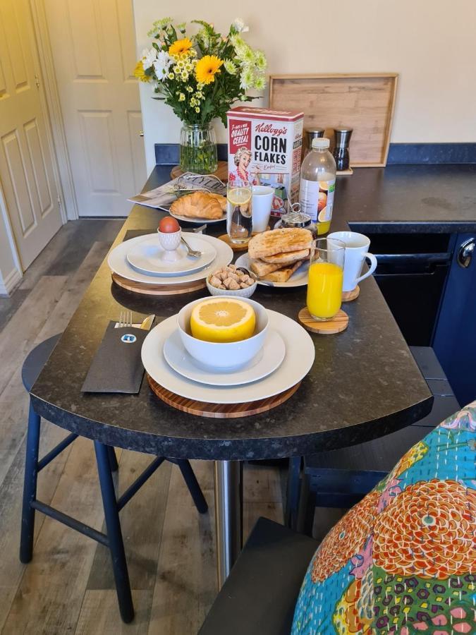 רוז'לי The Shambles By Spires Accommodation A Boho Styled Place To Stay Just 3 Miles From Birches Valley Visitors Centre Cannock Chase מראה חיצוני תמונה