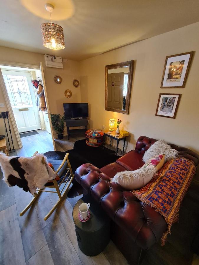 רוז'לי The Shambles By Spires Accommodation A Boho Styled Place To Stay Just 3 Miles From Birches Valley Visitors Centre Cannock Chase מראה חיצוני תמונה