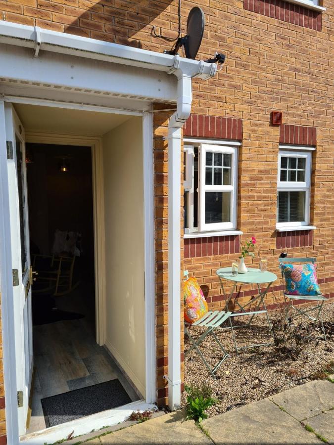 רוז'לי The Shambles By Spires Accommodation A Boho Styled Place To Stay Just 3 Miles From Birches Valley Visitors Centre Cannock Chase מראה חיצוני תמונה